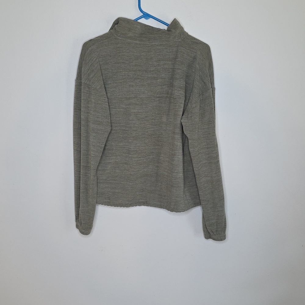 Women's Olive Green Fleece Pullover Avalanche Outdoor Sz MEDIUM - Picture 6 of 6